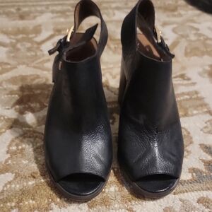 Tommy Hilfiger Black Peep-Toe Heeled Boots